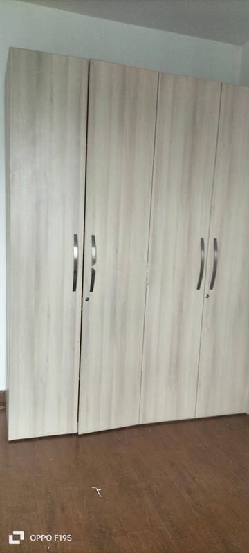 Furnished Amenities in 3 BHK Apartment at Mapsko Mount Ville, Sector 79 – for Rent