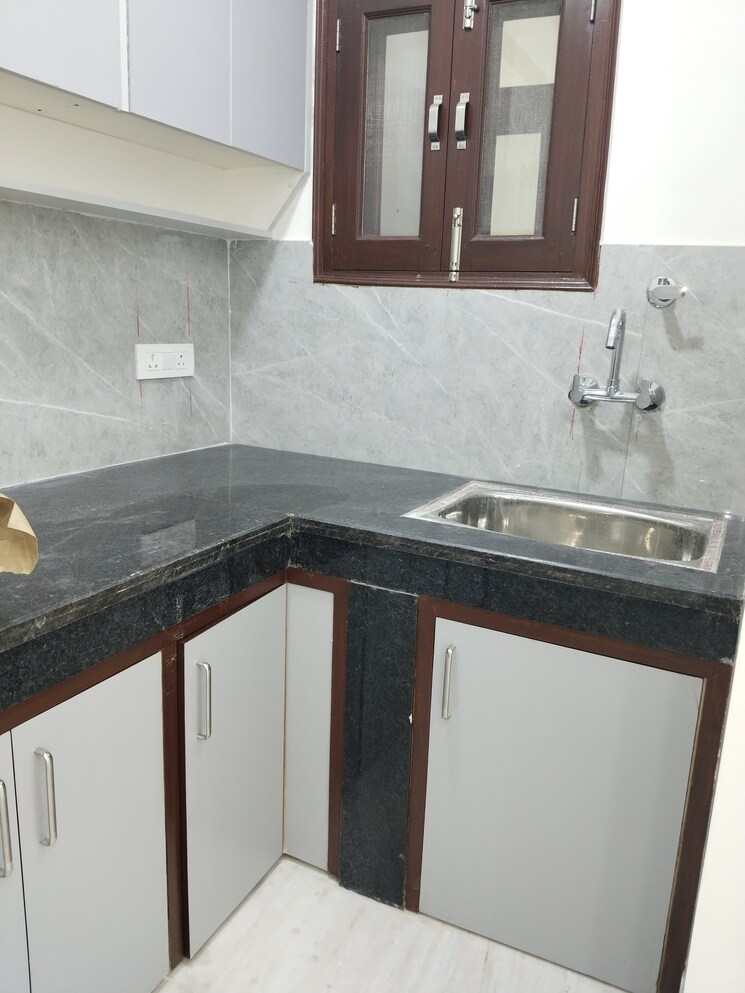 Kitchen, panchsheel vihar 2 Bedroom 900 Sq.Ft. Apartment In Panchsheel Vihar Delhi 9007962