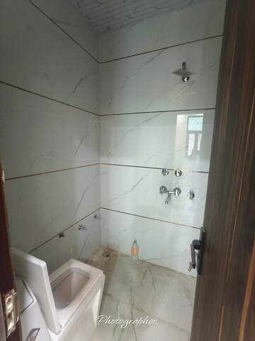 Bathroom in 3 BHK Apartment at Vaishali Sector 6 – for Sale