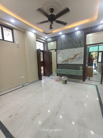 Parking in 3 BHK Apartment at Vaishali Sector 6 – for Sale