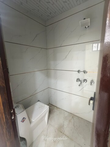 Bathroom in 3 BHK Apartment at Vaishali Sector 6 – for Sale