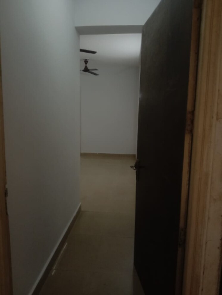 Master Bedroom, paras-seasons 2 Bedroom 830 Sq.Ft. Apartment In Sector 168 Noida 9007988