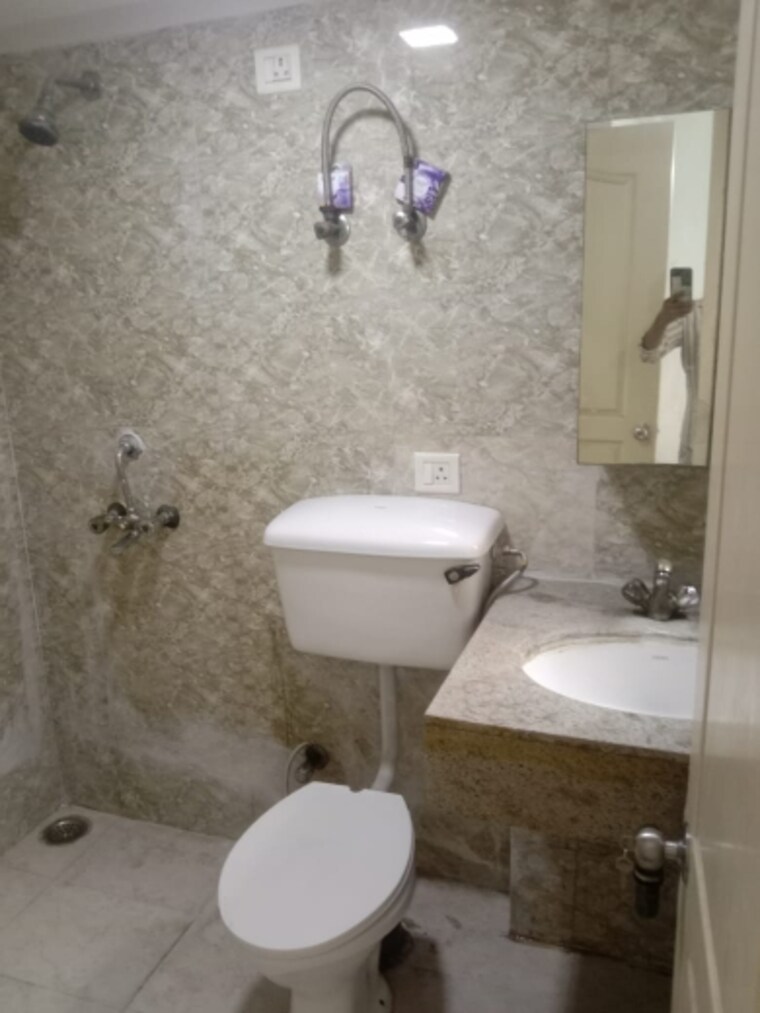 Bathroom, paras-seasons 2 Bedroom 830 Sq.Ft. Apartment In Sector 168 Noida 9007988