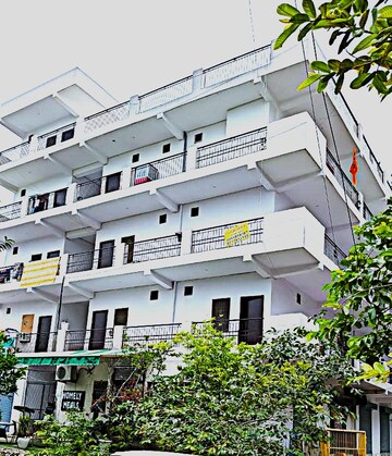 1 RK Independent House For Rent in Sector 62