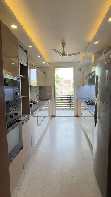 Kitchen in 4 BHK Builder Floor at Sector 48 – for Rent