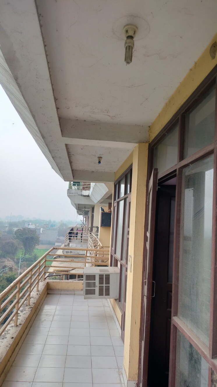 Exterior View, vivekanand-apartments 2 Bedroom 900 Sq.Ft. Apartment In Rohini Sector 8 Delhi 9008080