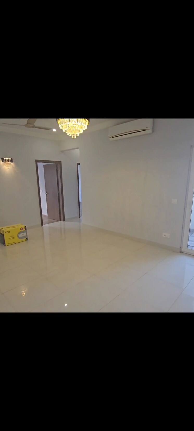 Room, central-park-flower-valley-aqua-front-towers 3 Bedroom 1785 Sq.Ft. Builder Floor In Sohna Sector 33 Gurgaon 9008108