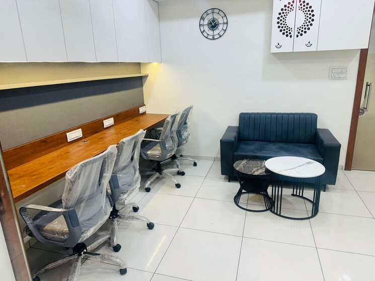 Team Area, shyamal Commercial Office Space 600 Sq.Ft. In Shyamal Ahmedabad 9008095