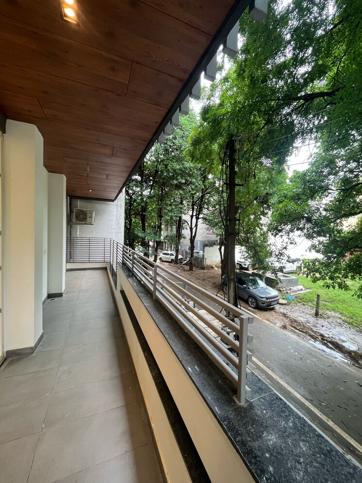 Balcony, dlf-city-gurgaon 4 Bedroom 3200 Sq.Ft. Builder Floor In Sector 26a Gurgaon 9008128