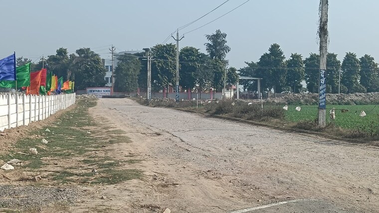 undefined, badalpur  140 Sq.Mt. Plot In Badalpur Greater Noida 9008129