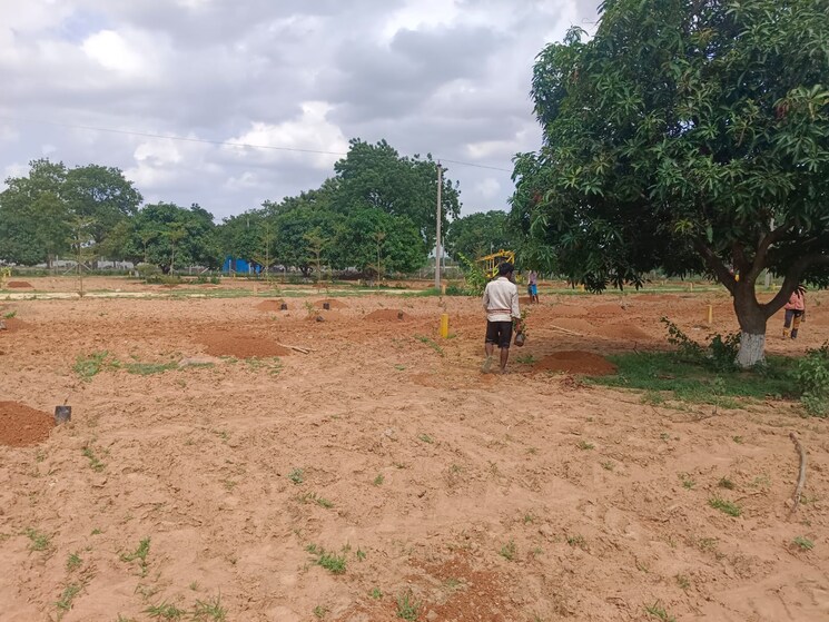 undefined, madhapur  151 Sq.Yd. Plot In Madhapur Hyderabad 9008130