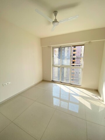 1 BHK Apartment For Rent in Godrej Nest Kandivali, Kandivali East
