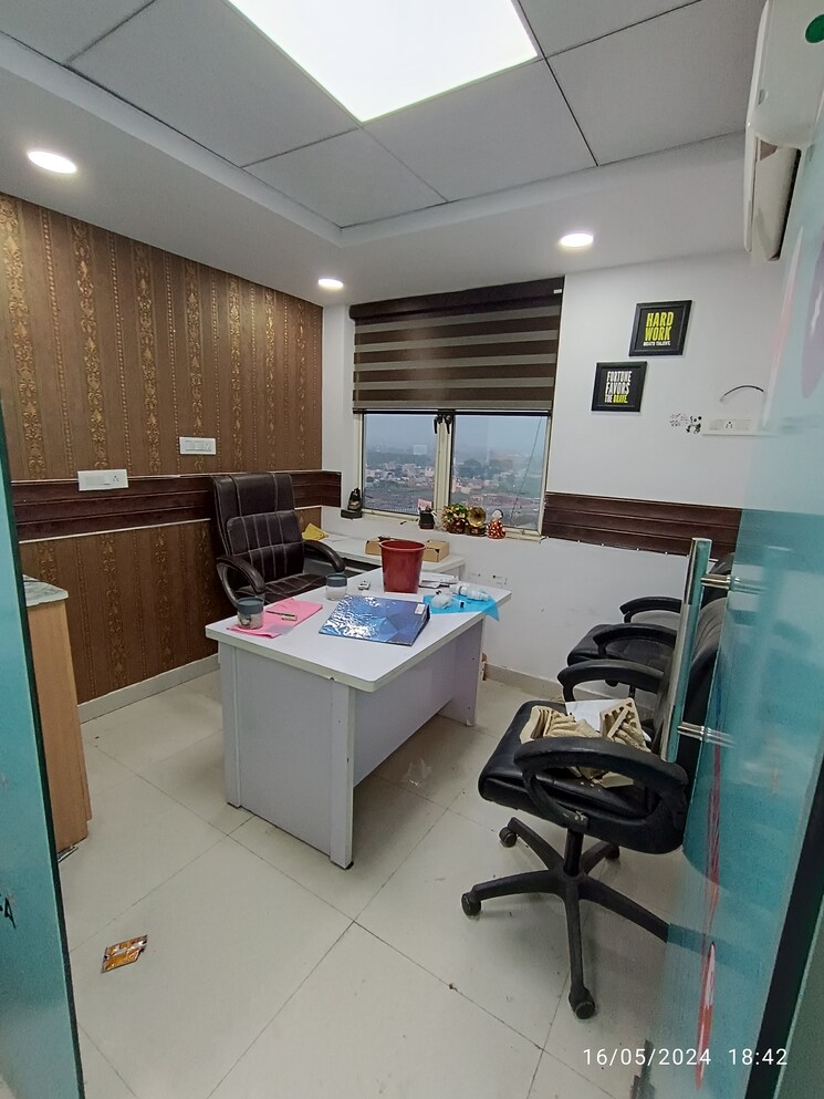 Team Area, sector 118 Commercial Office Space 525 Sq.Ft. In Sector 118 Mohali 9003397
