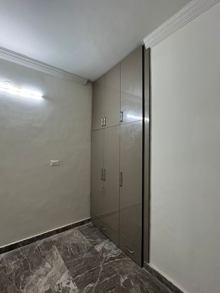 Room, ambala highway 6+ Bedroom 2200 Sq.Ft. Independent House In Ambala Highway Zirakpur 9008264