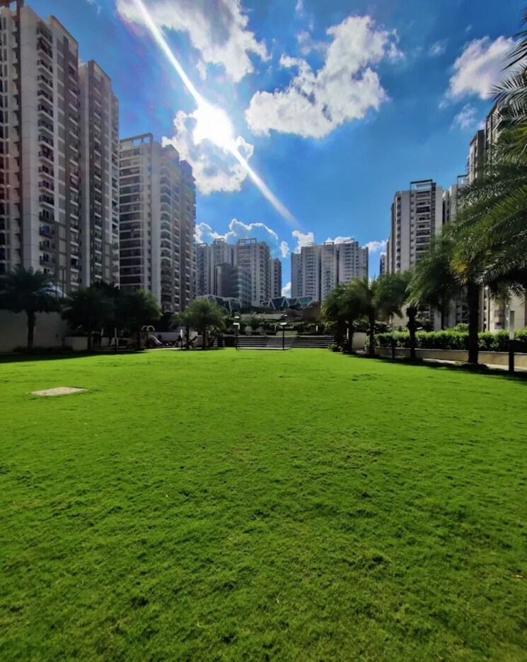 Garden, cybercity-rainbow-vistas-rock-gardens 3 Bedroom 1560 Sq.Ft. Apartment In Hi Tech City Hyderabad 9008231