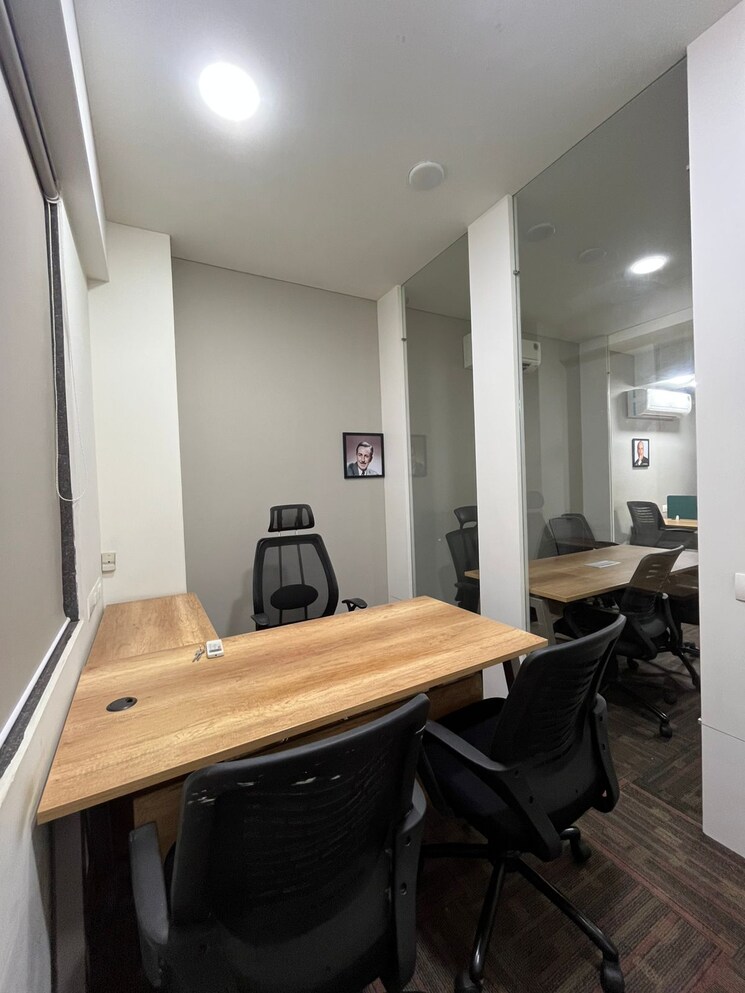 Team Area, venus-benecia Commercial Office Space 711 Sq.Ft. In Bodakdev Ahmedabad 9008215