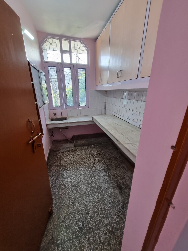 Balcony, rwa-apartments-sector-20 1 Bedroom 450 Sq.Ft. Independent House In Sector 20 Noida 9008244