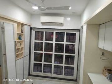 Balcony in 1.5 BHK Apartment at AP Mukta, Khar West – for Sale