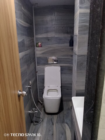 Bathroom in 1.5 BHK Apartment at AP Mukta, Khar West – for Sale