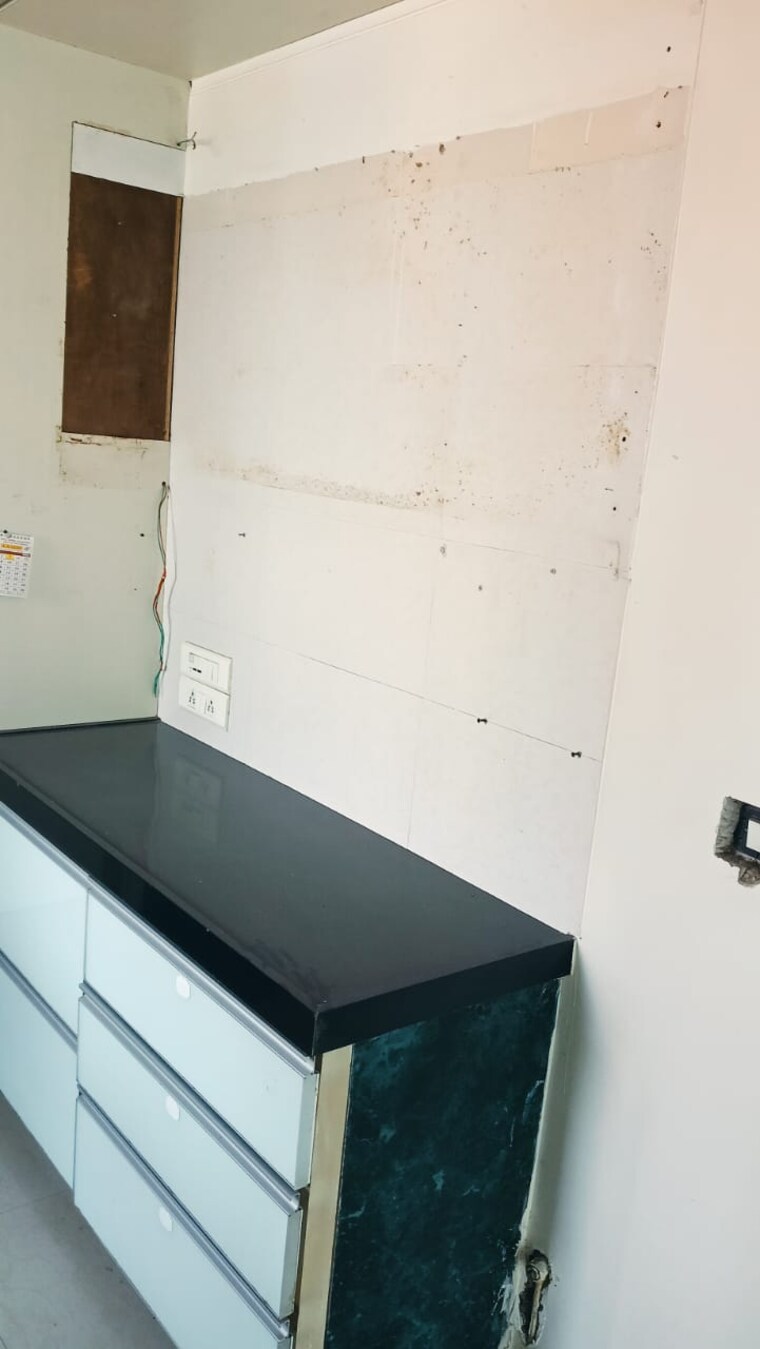 Other, parel 2.5 Bedroom 1000 Sq.Ft. Apartment In Parel Mumbai 9008361