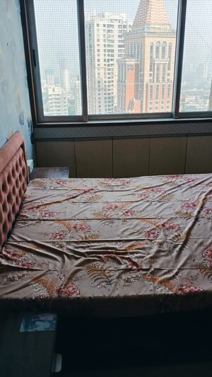 Bedroom in 2.5 BHK Apartment at Parel – for Sale