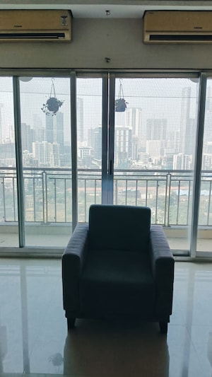  2.5 BHK Apartment at Parel – for Sale