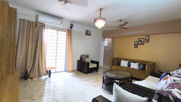 Living Room in 2.5 BHK Apartment at Rattan Icon, Seawoods Sector 50 – for Rent