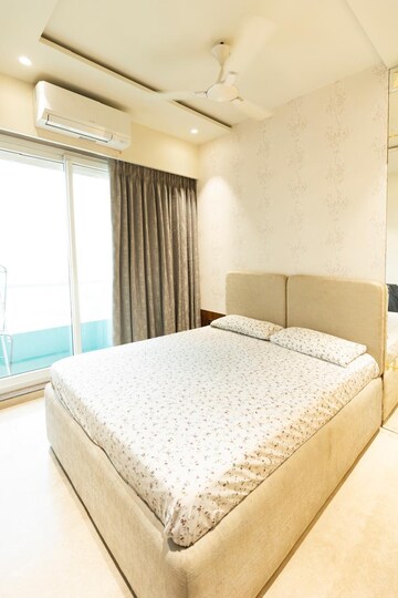Bedroom in 2.5 BHK Apartment at Rattan Icon, Seawoods Sector 50 – for Rent