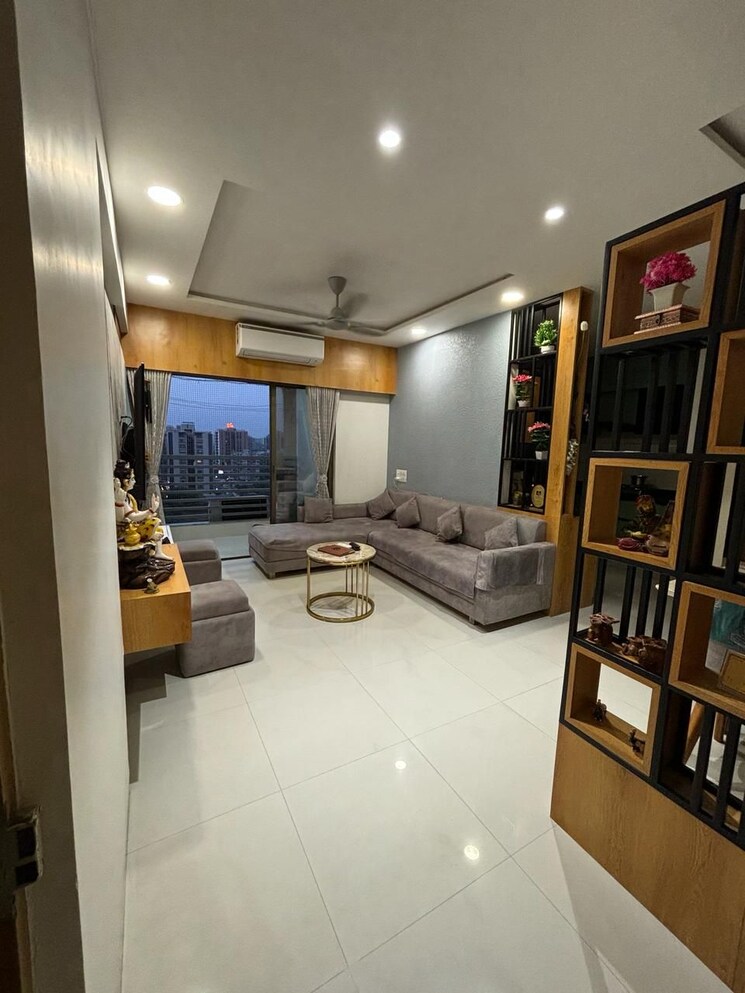 Living Room, gota 3 Bedroom 167 Sq.Yd. Apartment In Gota Ahmedabad 9008274