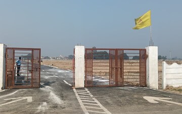 Plot For Sale in Khatushyamji