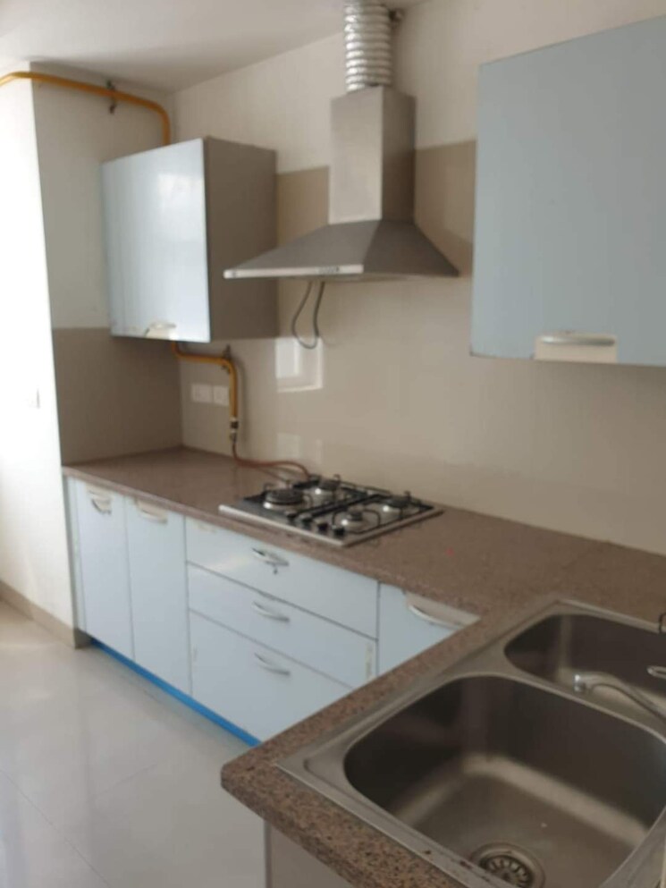 Kitchen, emaar-the-palm-drive-palm-studios 3 Bedroom 1950 Sq.Ft. Apartment In Sector 66 Gurgaon 9008330