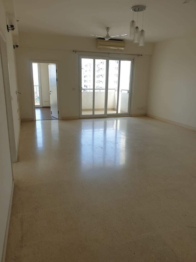 Room, emaar-the-palm-drive-palm-studios 3 Bedroom 1950 Sq.Ft. Apartment In Sector 66 Gurgaon 9008330