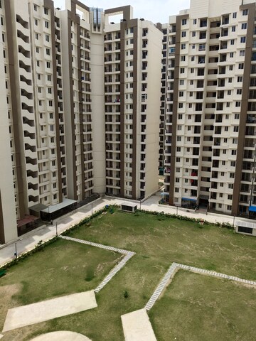 Balcony in 3 BHK Apartment at Saviour Park, Mohan Nagar – for Rent
