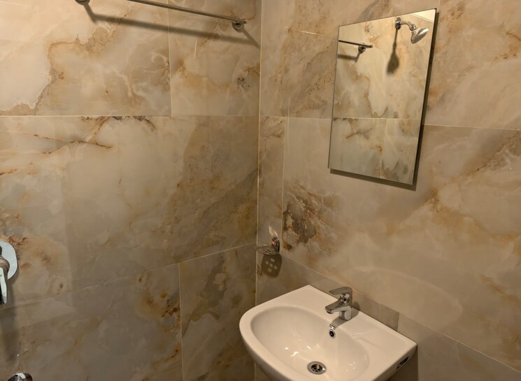 Bathroom, alag-artis 2 Bedroom 583 Sq.Ft. Apartment In Pant Nagar Mumbai 9008351