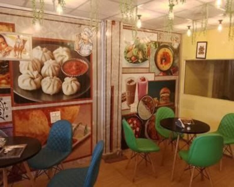 Living Room, patel nagar Commercial Shop 200 Sq.Ft. In Patel Nagar Gwalior 9008358