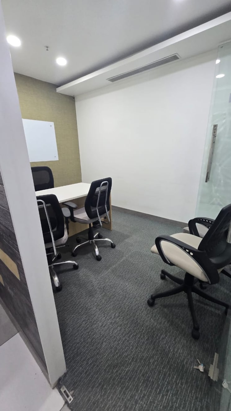 Team Area, jmd-galleria Commercial Office Space 1000 Sq.Ft. In Sector 48 Gurgaon 9008399