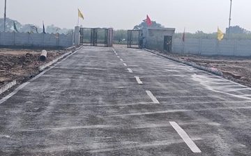 Plot For Sale in Chaumuhan