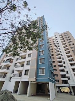 2 BHK Apartment For Sale in Lifestyle Royal Oak