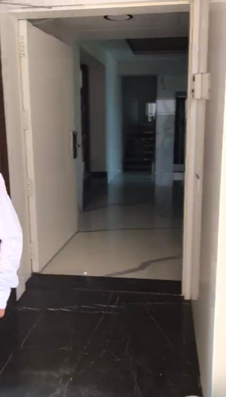 undefined, juhu 4 Bedroom 1380 Sq.Ft. Villa In Juhu Mumbai 9008321