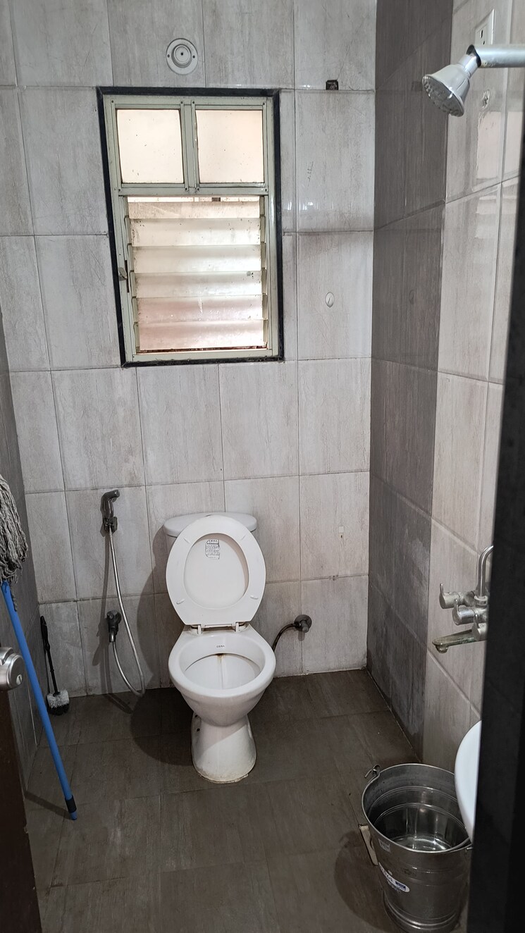 Bathroom, paramount-altissimo 2 Bedroom 1050 Sq.Ft. Apartment In Wakad Pune 9008499
