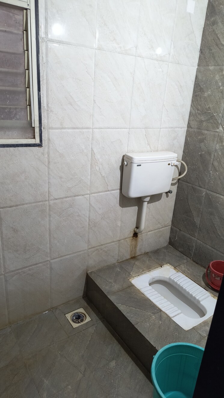 Bathroom, paramount-altissimo 2 Bedroom 1050 Sq.Ft. Apartment In Wakad Pune 9008499