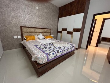 Bedroom in 2.5 BHK Apartment at LnT Raintree Boulevard, Hebbal – for Rent