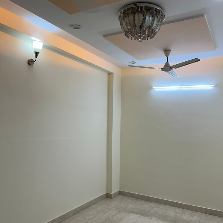 Room, ashoka-enclave-3 2 Bedroom 965 Sq.Ft. Apartment In Sector 35 Faridabad 9008529