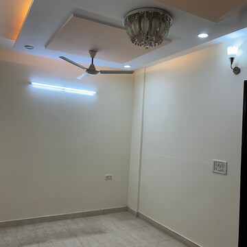 Room in 2 BHK Apartment at Ashoka Enclave 3, Sector 35 – for Rent
