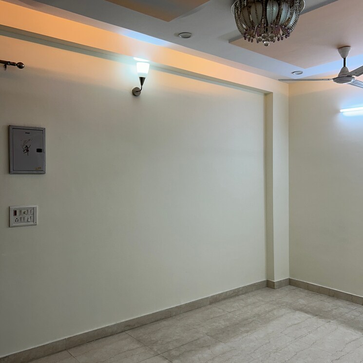 Room, ashoka-enclave-3 2 Bedroom 965 Sq.Ft. Apartment In Sector 35 Faridabad 9008529