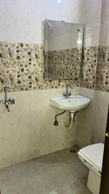 Bathroom in 2 BHK Builder Floor at Saket – for Rent