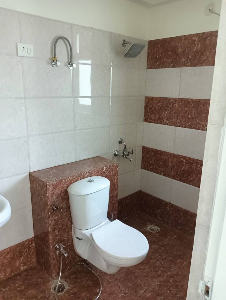 Bathroom, awho-shanti-vihar 2.5 Bedroom 1400 Sq.Ft. Apartment In Sector 95 Gurgaon 9008521
