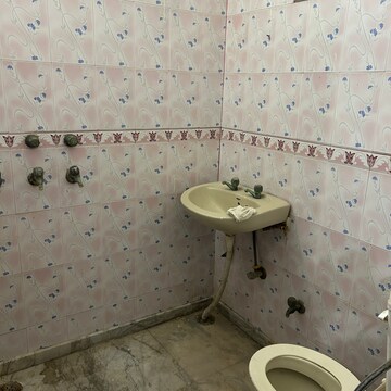 Bathroom in 2 BHK Apartment at Ashoka Enclave Faridabad, Sector 34 – for Rent