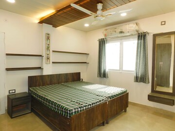 Bedroom in 2 BHK Apartment at Gaur City 7th Avenue, Sector 4 Greater Noida – for Rent