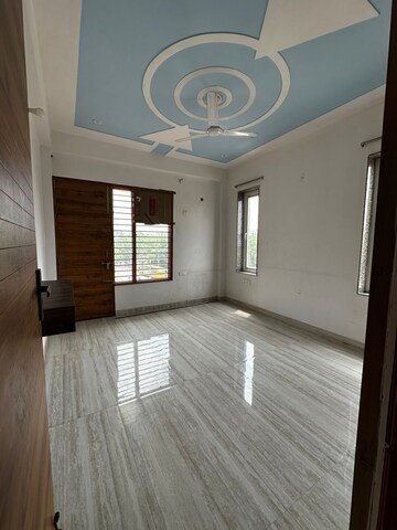 2 BHK Builder Floor For Rent in Sector 52